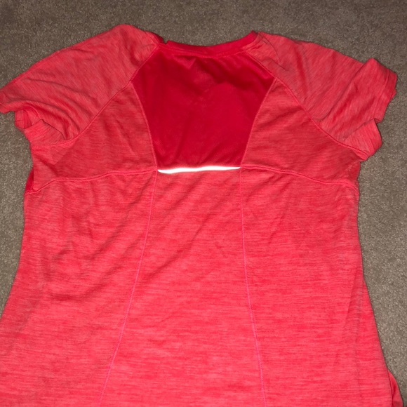 Danskin workout top - Picture 3 of 3